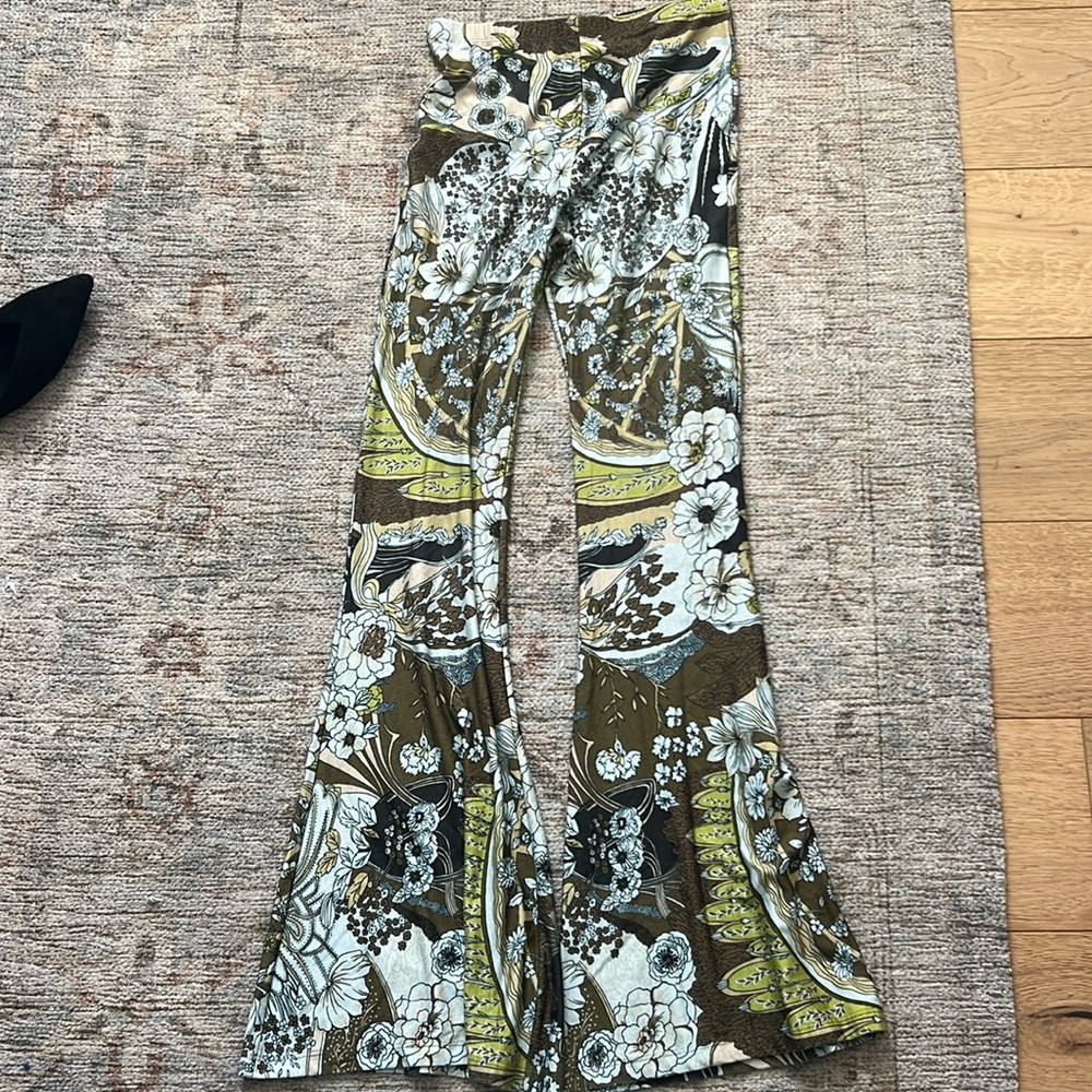 Novella Royale Janus Bells Small